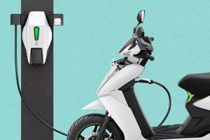 Safety, performance top concerns for electric scooter buyers: Survey