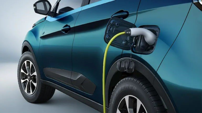 Maharashtra authorities ask housing societies to issue NOCs for installation of EV charging points within 7 days